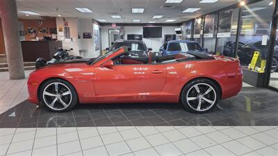 2011 Chevrolet Camaro SS 2DR CONVERTIBLE/V8 - Photo 2 - Hamilton, OH 45015