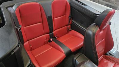 2011 Chevrolet Camaro SS 2DR CONVERTIBLE/V8 - Photo 22 - Hamilton, OH 45015