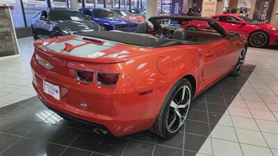 2011 Chevrolet Camaro SS 2DR CONVERTIBLE/V8 - Photo 6 - Hamilton, OH 45015