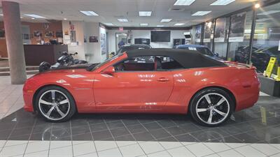 2011 Chevrolet Camaro SS 2DR CONVERTIBLE/V8 - Photo 26 - Hamilton, OH 45015