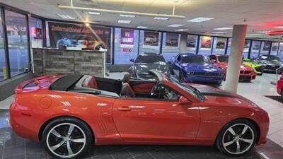 2011 Chevrolet Camaro SS 2DR CONVERTIBLE/V8 - Photo 5 - Hamilton, OH 45015