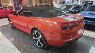 2011 Chevrolet Camaro SS 2DR CONVERTIBLE/V8 - Photo 31 - Hamilton, OH 45015
