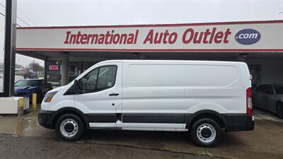 2022 Ford Transit 150 3DR SWB LOW ROOF CARGO VAN - Photo 1 - Hamilton, OH 45015
