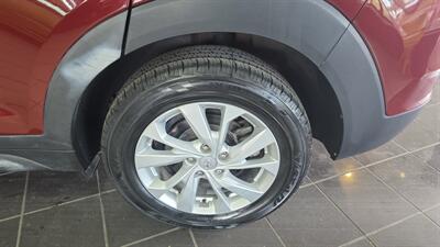 2020 Hyundai Tucson SE   - Photo 27 - Hamilton, OH 45015