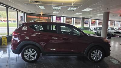 2020 Hyundai Tucson SE   - Photo 5 - Hamilton, OH 45015