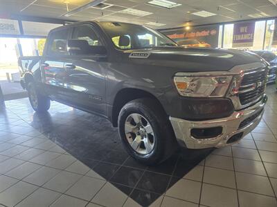 2019 RAM 1500 Big Horn/CREW CAB/4X4   - Photo 3 - Hamilton, OH 45015