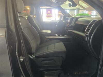 2019 RAM 1500 Big Horn/CREW CAB/4X4   - Photo 14 - Hamilton, OH 45015