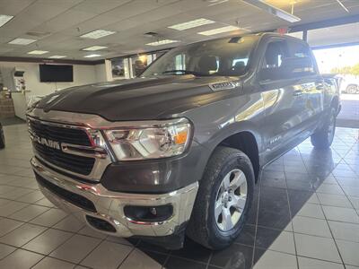 2019 RAM 1500 Big Horn/CREW CAB/4X4   - Photo 1 - Hamilton, OH 45015