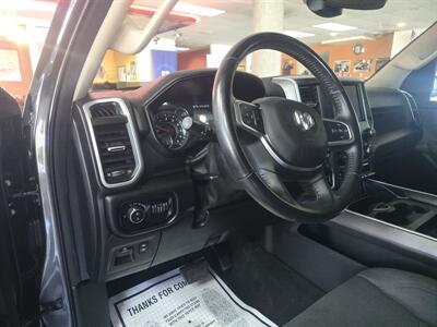 2019 RAM 1500 Big Horn/CREW CAB/4X4   - Photo 8 - Hamilton, OH 45015