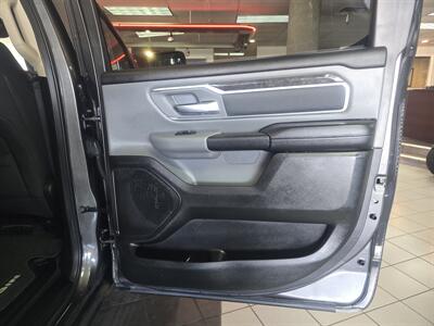 2019 RAM 1500 Big Horn/CREW CAB/4X4   - Photo 15 - Hamilton, OH 45015