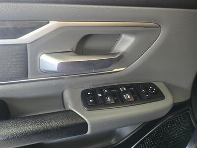 2019 RAM 1500 Big Horn/CREW CAB/4X4   - Photo 17 - Hamilton, OH 45015