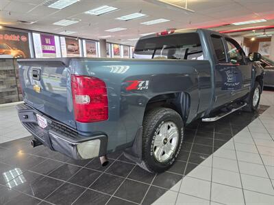 2010 Chevrolet Silverado 1500 LT EXTENDED CAB 4X4   - Photo 4 - Hamilton, OH 45015