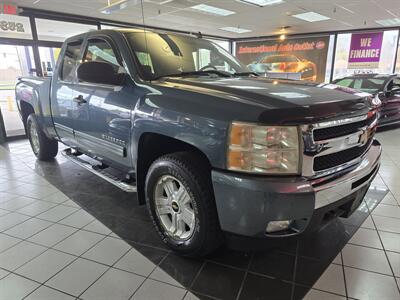 2010 Chevrolet Silverado 1500 LT EXTENDED CAB 4X4   - Photo 3 - Hamilton, OH 45015