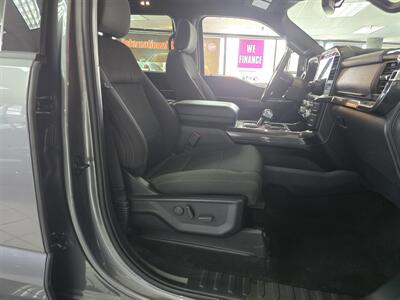 2023 Ford F-150 XLT SUPER CREW 4X4/FX4   - Photo 14 - Hamilton, OH 45015