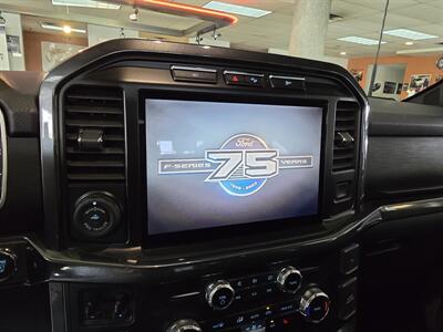 2023 Ford F-150 XLT SUPER CREW 4X4/FX4   - Photo 23 - Hamilton, OH 45015