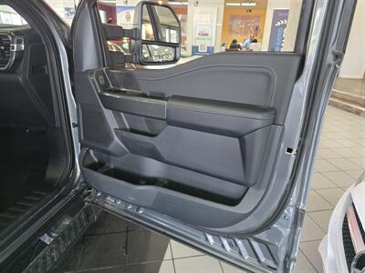 2023 Ford F-150 XLT SUPER CREW 4X4/FX4   - Photo 13 - Hamilton, OH 45015