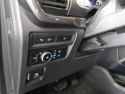 2023 Ford F-150 XLT SUPER CREW 4X4/FX4   - Photo 18 - Hamilton, OH 45015