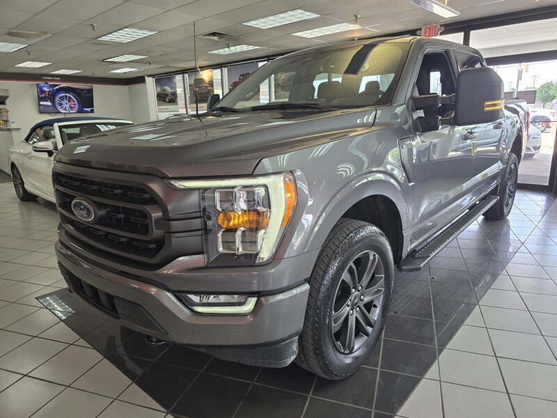2023 Ford F-150 XLT SUPER CREW 4X4/FX4 - Photo 1 - Hamilton, OH 45015