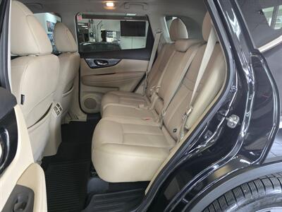 2016 Nissan Rogue SL 4DR CROSSOVER AWD   - Photo 11 - Hamilton, OH 45015