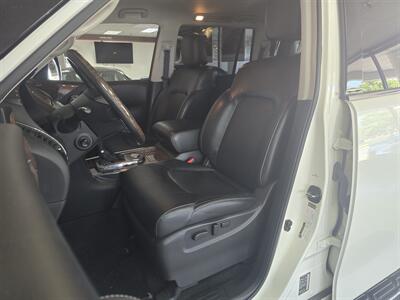 2017 INFINITI QX80 Base 4DR SUV   - Photo 9 - Hamilton, OH 45015