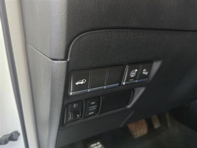 2017 INFINITI QX80 Base 4DR SUV   - Photo 23 - Hamilton, OH 45015