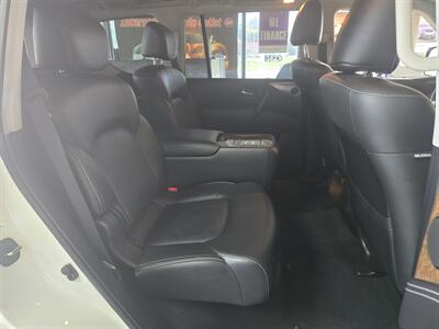 2017 INFINITI QX80 Base 4DR SUV   - Photo 18 - Hamilton, OH 45015