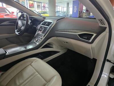 2018 Lincoln MKZ/Zephyr Select - Photo 14 - Hamilton, OH 45015