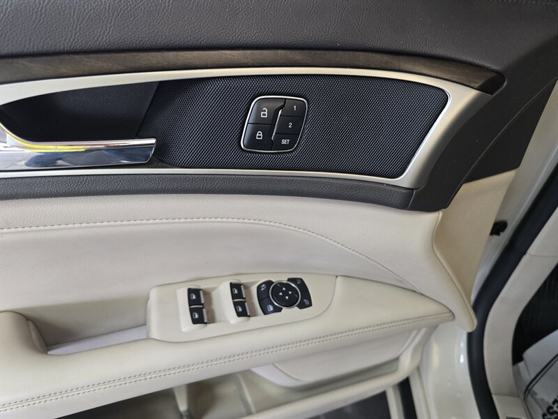 2018 Lincoln MKZ/Zephyr Select - Photo 19 - Hamilton, OH 45015