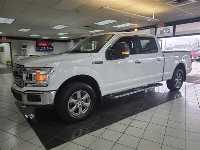 2019 Ford F-150 XLT SUPER CREW 4X4   - Photo 2 - Hamilton, OH 45015