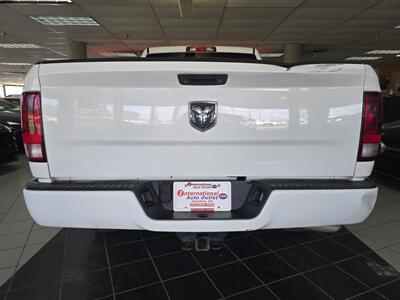 2014 RAM 1500 Express   - Photo 5 - Hamilton, OH 45015