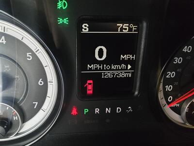 2014 RAM 1500 Express   - Photo 16 - Hamilton, OH 45015
