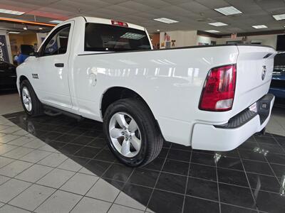 2014 RAM 1500 Express   - Photo 6 - Hamilton, OH 45015