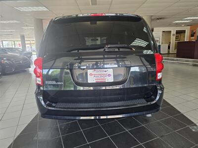 2017 Dodge Grand Caravan SXT MINI-VAN V6   - Photo 5 - Hamilton, OH 45015