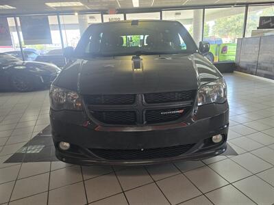 2017 Dodge Grand Caravan SXT MINI-VAN V6   - Photo 2 - Hamilton, OH 45015