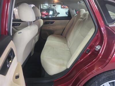 2015 Nissan Altima 2.5 S 4DR SEDAN   - Photo 11 - Hamilton, OH 45015