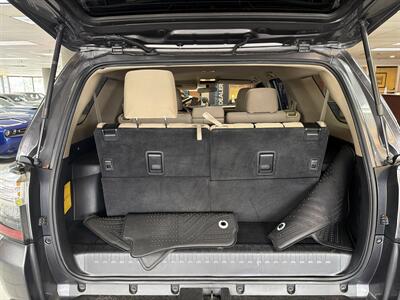 2017 Toyota 4Runner SR5 4DR SUV   - Photo 30 - Hamilton, OH 45015