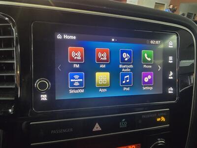 2019 Mitsubishi Outlander SE 4DR SUV AWD   - Photo 26 - Hamilton, OH 45015