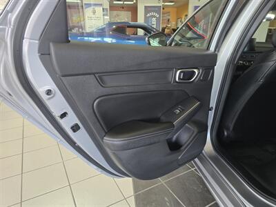 2024 Acura Integra w/Tech w/A-SPEC 4DR SEDAN   - Photo 10 - Hamilton, OH 45015