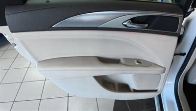 2020 Lincoln MKZ/Zephyr Standard 4DR SEDAN   - Photo 23 - Hamilton, OH 45015