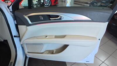 2020 Lincoln MKZ/Zephyr Standard 4DR SEDAN   - Photo 31 - Hamilton, OH 45015