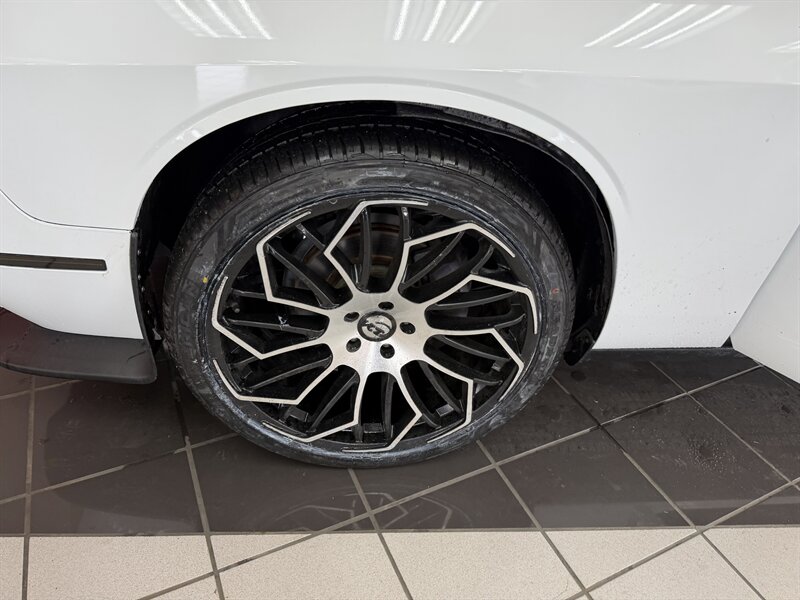 2016 Dodge Challenger SXT - Photo 25 - Hamilton, OH 45015