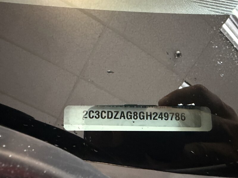 2016 Dodge Challenger SXT - Photo 27 - Hamilton, OH 45015