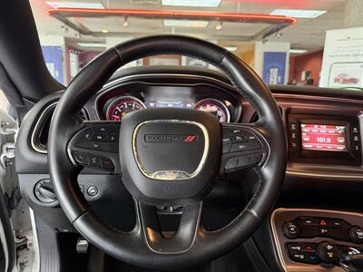 2016 Dodge Challenger SXT - Photo 12 - Hamilton, OH 45015