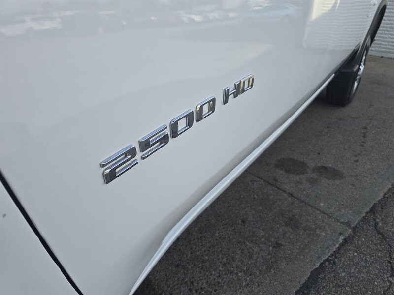 2026 Chevrolet Silverado 2500 HD LT 4DR CREW 4X4/V8 - Photo 36 - Hamilton, OH 45015