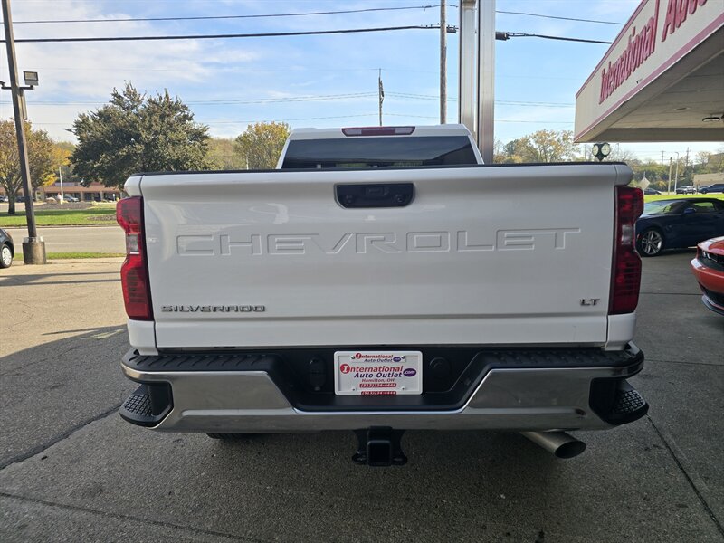 2026 Chevrolet Silverado 2500 HD LT 4DR CREW 4X4/V8 - Photo 3 - Hamilton, OH 45015