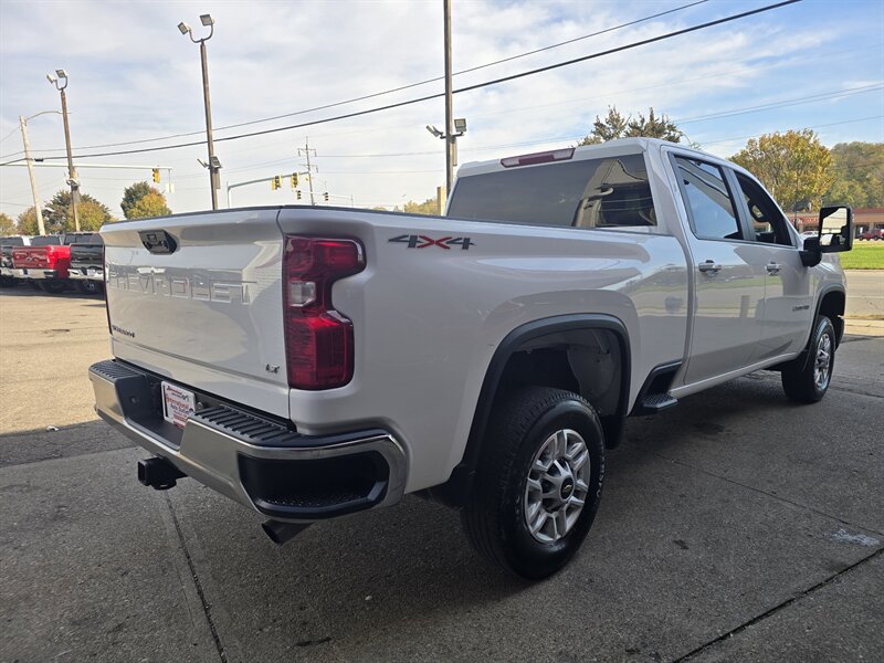 2026 Chevrolet Silverado 2500 HD LT 4DR CREW 4X4/V8 - Photo 4 - Hamilton, OH 45015