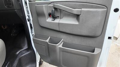 2022 Chevrolet Express 2500 3DR EXTENDED CARGO VAN /V6   - Photo 20 - Hamilton, OH 45015