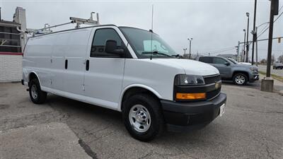 2022 Chevrolet Express 2500 3DR EXTENDED CARGO VAN /V6   - Photo 3 - Hamilton, OH 45015