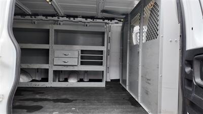 2022 Chevrolet Express 2500 3DR EXTENDED CARGO VAN /V6   - Photo 24 - Hamilton, OH 45015