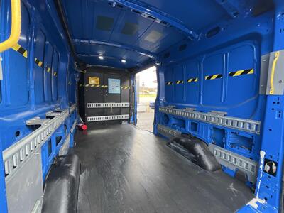 2019 Ford Transit 250   - Photo 21 - Hamilton, OH 45015